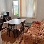 - софи, гр. Apartment