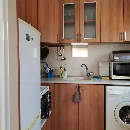 Apartment - софи, гр. *