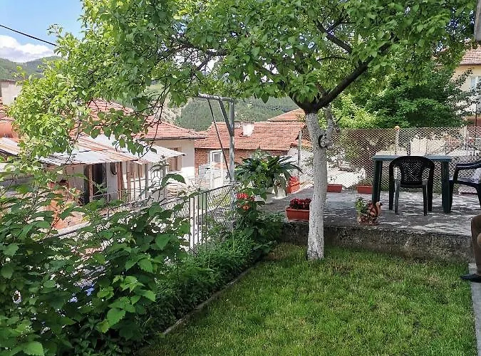 - софи, гр. Apartment Dewin