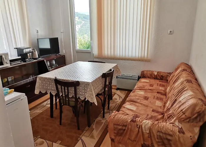 - софи, гр. Apartment